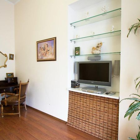 Ekaterina Apartments - Odessa Quarto foto